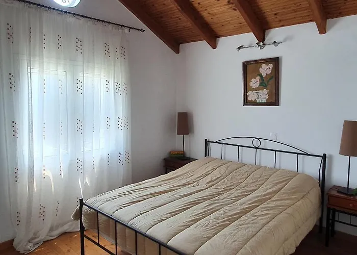 Villa σγουρής *