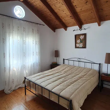 Villa σγουρής *