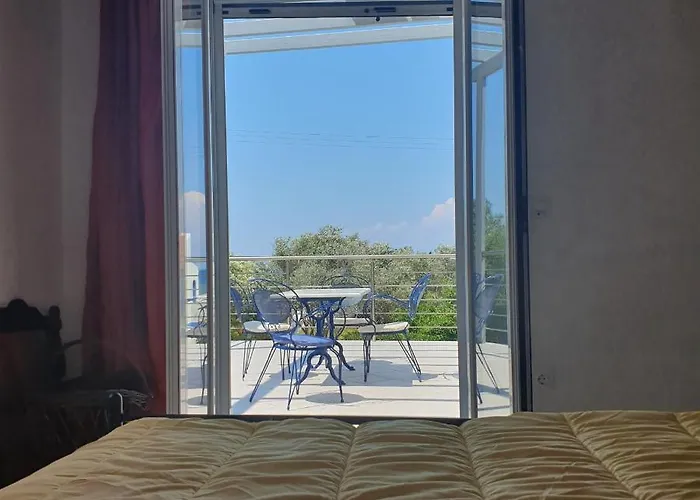 σγουρής